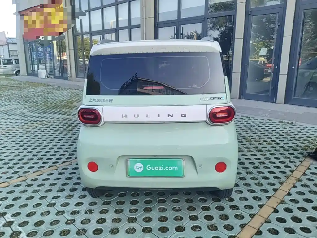 Wuling MINIEV — миниатюра 6