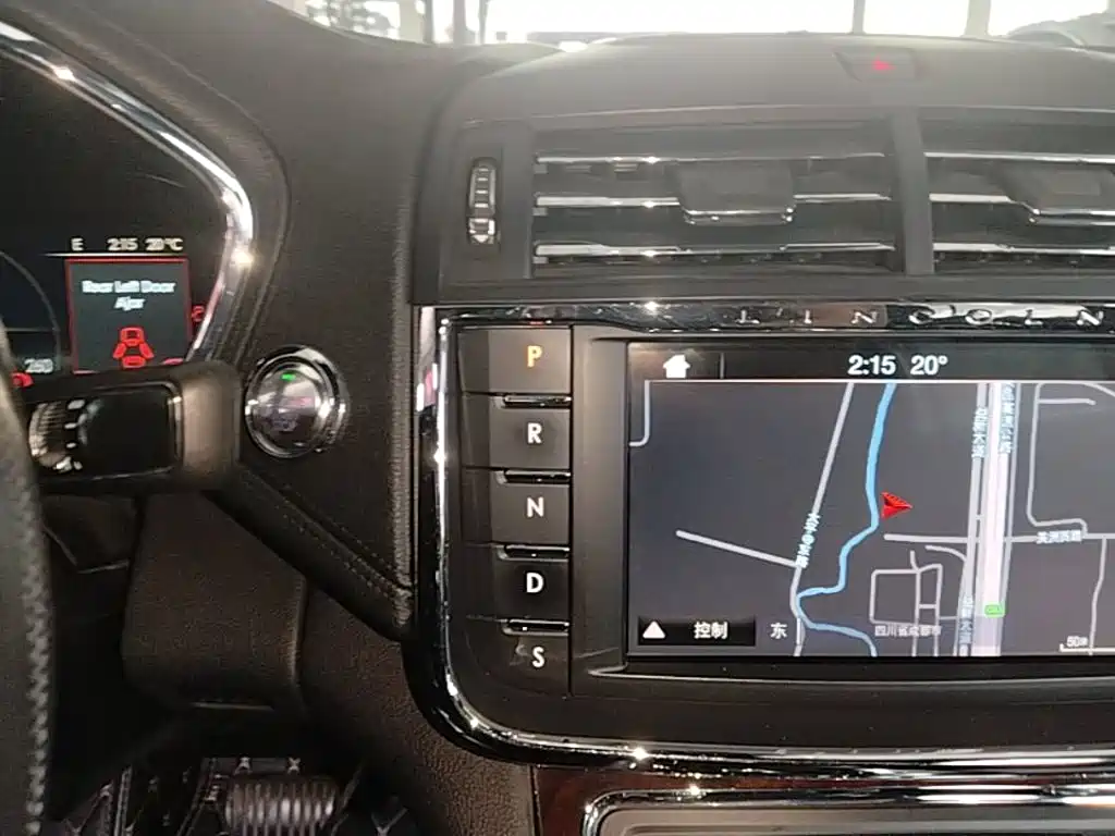 Lincoln Continental — миниатюра 14