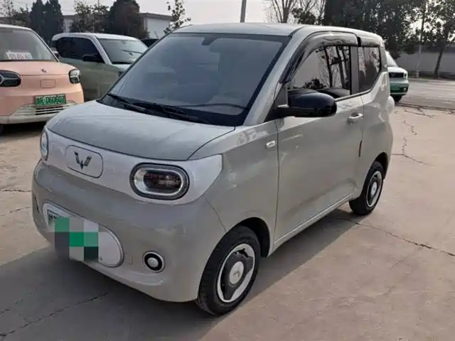 WULING HONGGUANG MINIEV 2025