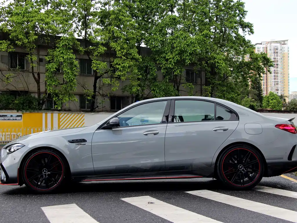 MERCEDES-BENZ C CLASS AMG NEW ENERGY