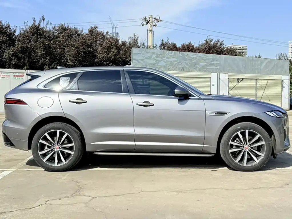 Jaguar F-PACE — миниатюра 12