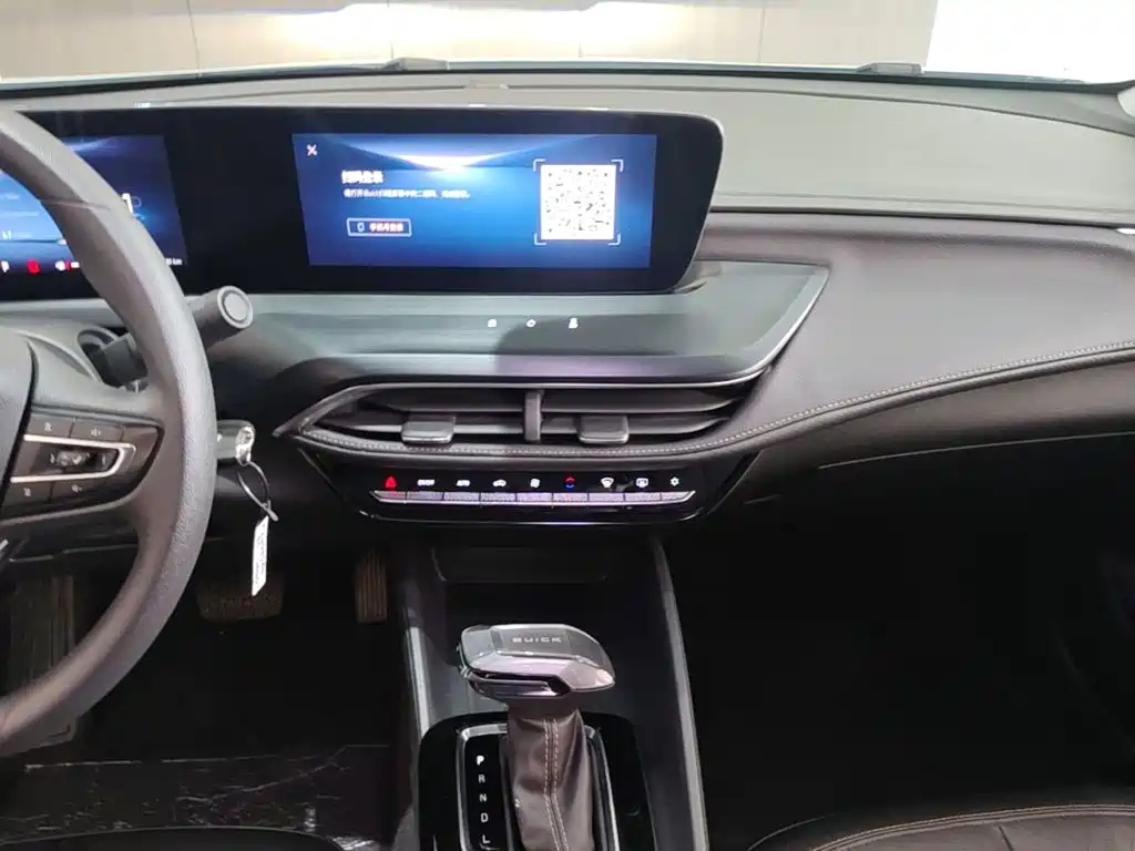 Buick Verano — миниатюра 13