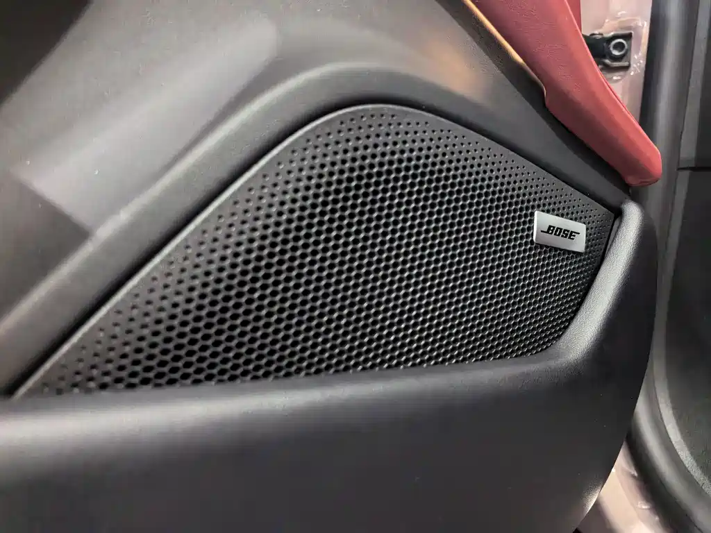 Porsche Taycan — миниатюра 13
