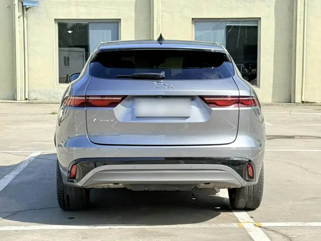 Jaguar F-PACE — миниатюра 11