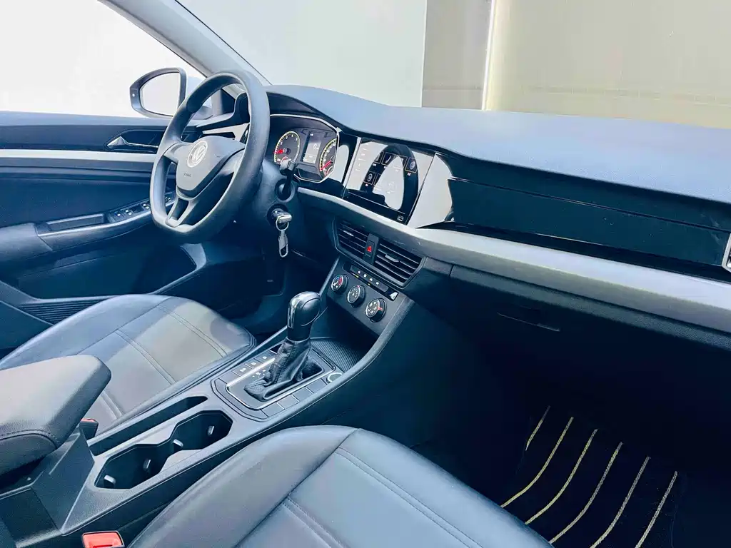 Volkswagen Bora 2021 1.5L AT Fashion Smart Connect