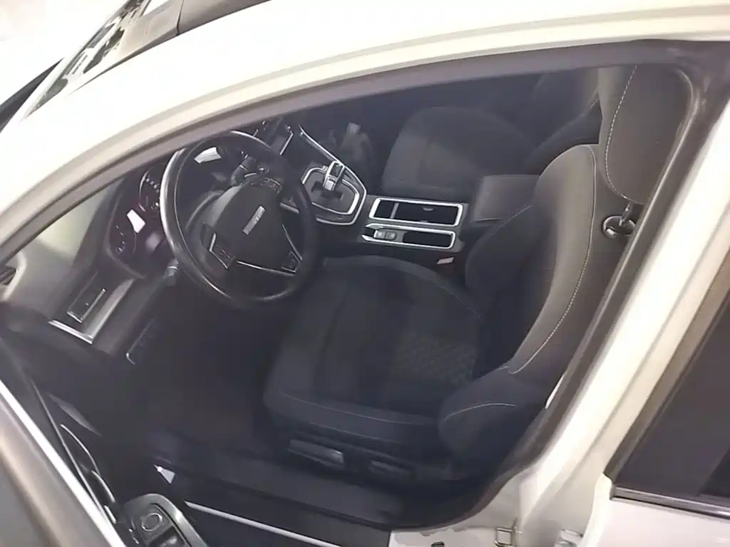 Haval M6 — миниатюра 16