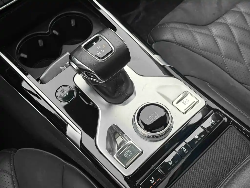 Hongqi Hongqi HS5 — миниатюра 12