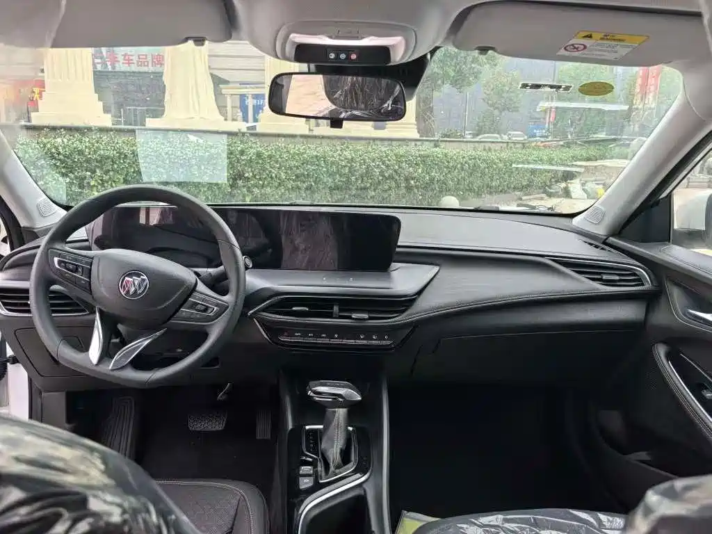 Buick Verano — миниатюра 5