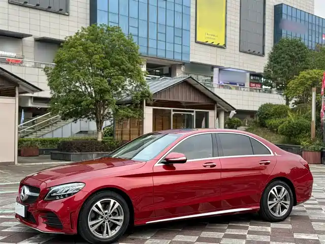 MERCEDES BENZ C CLASS