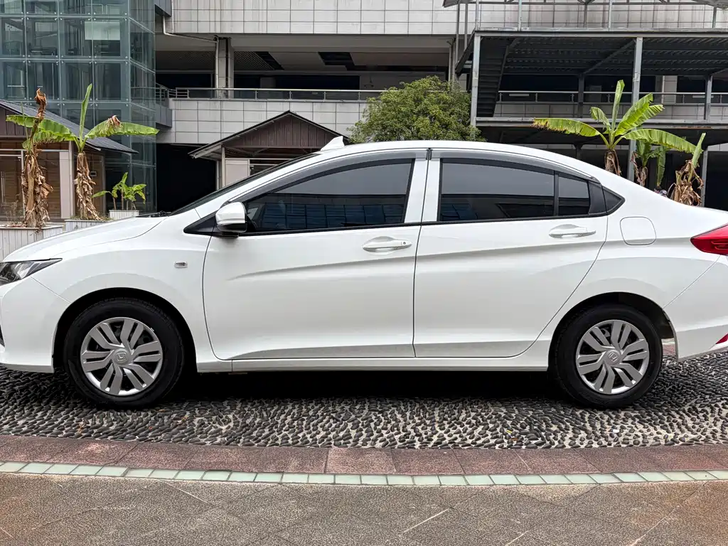 Honda City — миниатюра 7