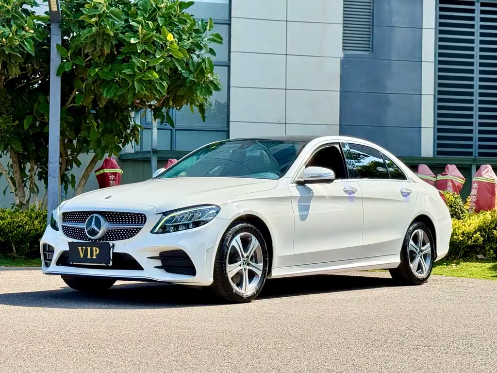 Mercedes-Benz C-Class 2019