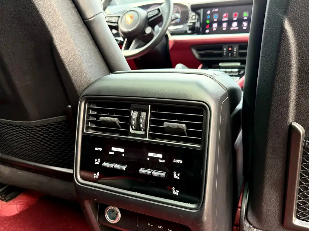 Porsche Cayenne — миниатюра 15