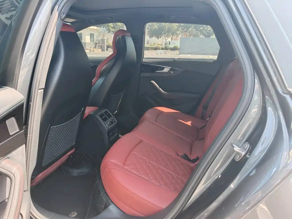Audi S4 — миниатюра 4