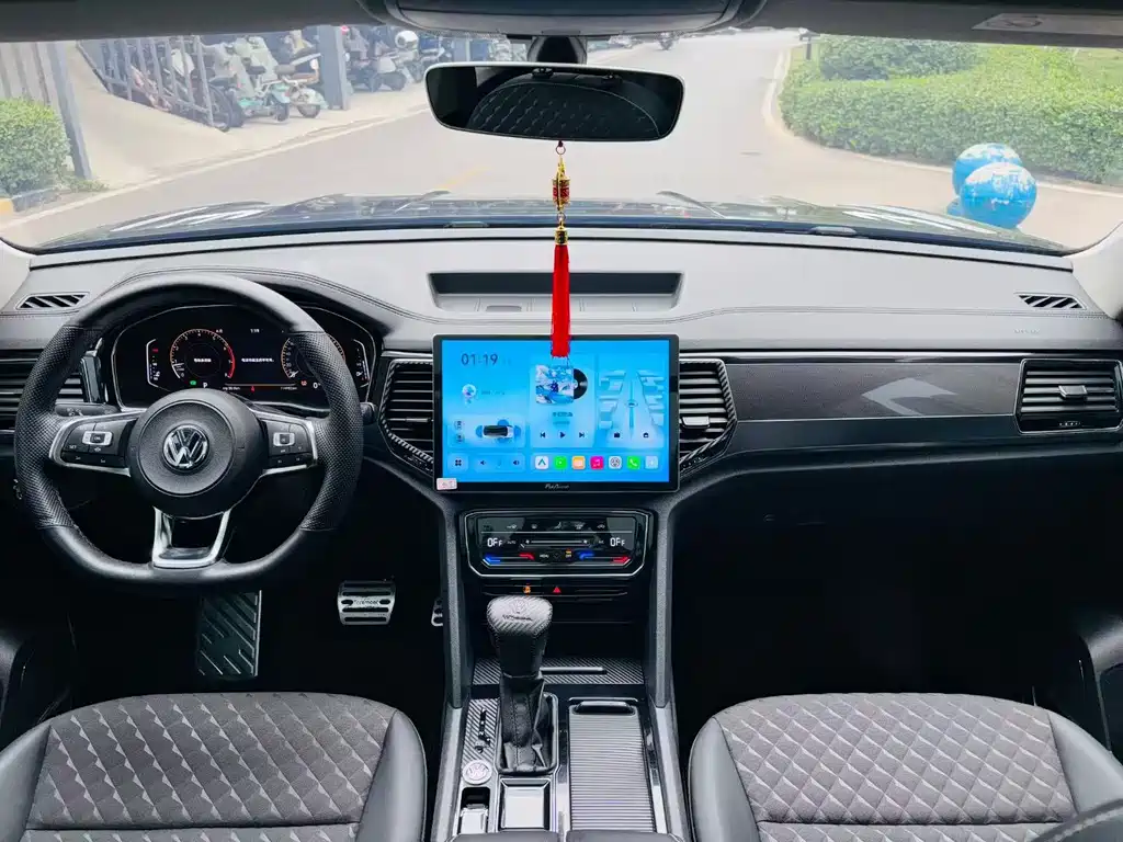 Volkswagen Teramont — миниатюра 8