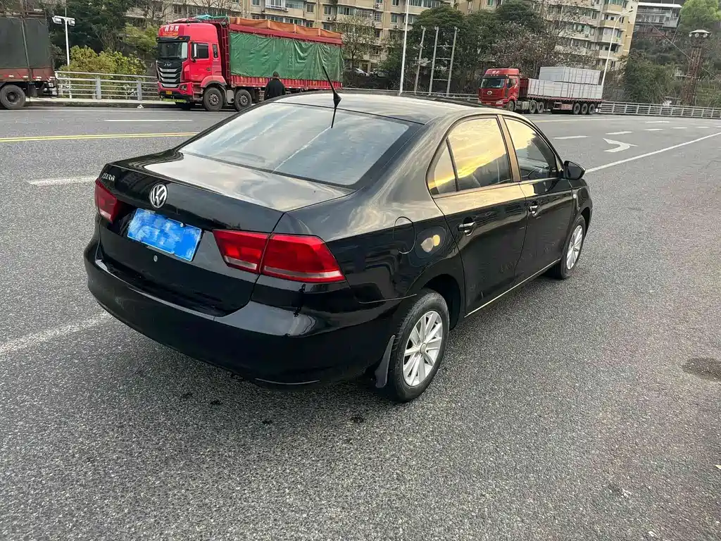 Volkswagen Santana 2015 1.6L MT