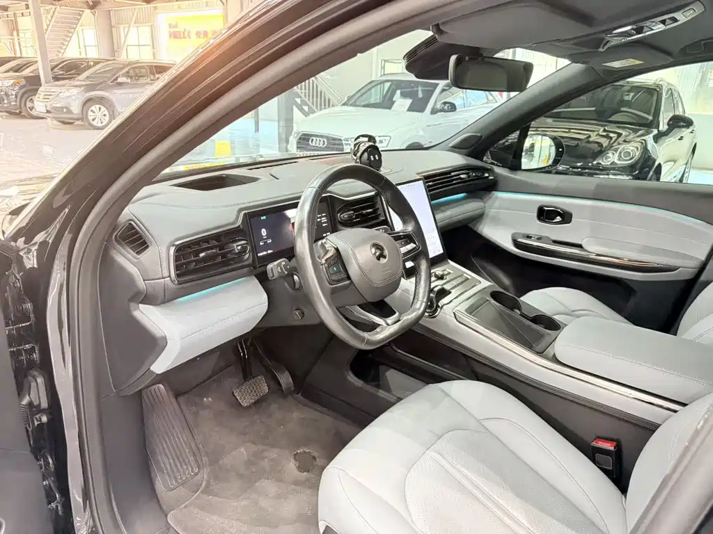 NIO ES6 — миниатюра 9