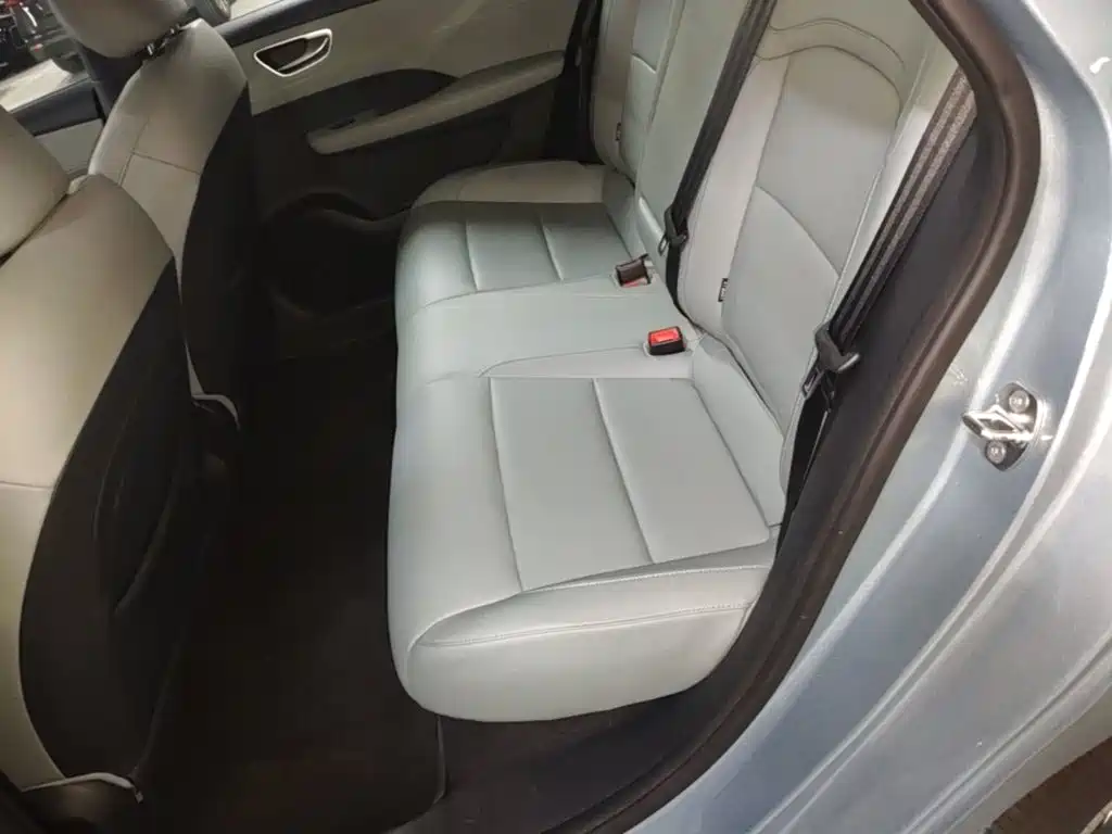 Roewe D6 — миниатюра 17