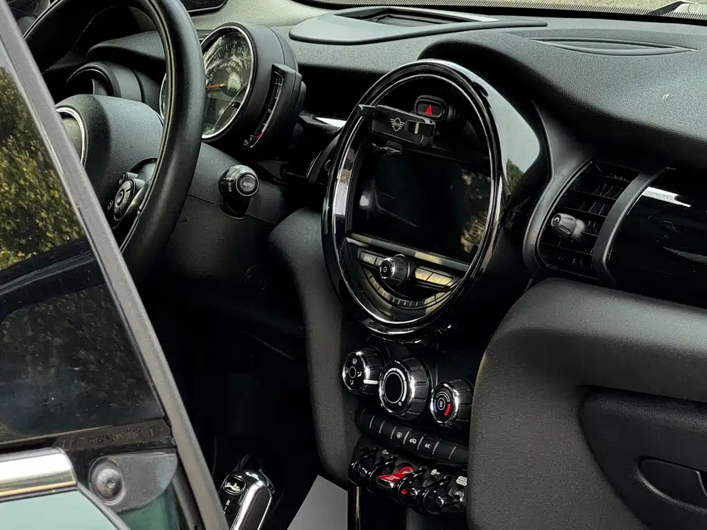 MINI Mini — миниатюра 11