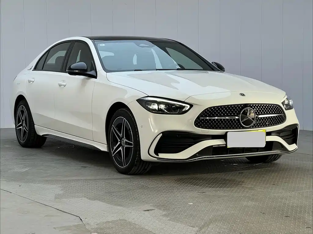 Mercedes-Benz C-Class — миниатюра 3