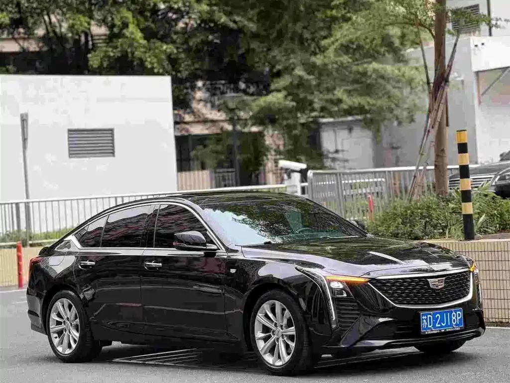 Cadillac CT5 — миниатюра 2