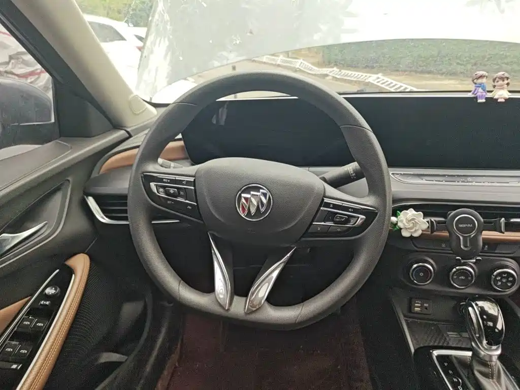 Buick Verano — миниатюра 11