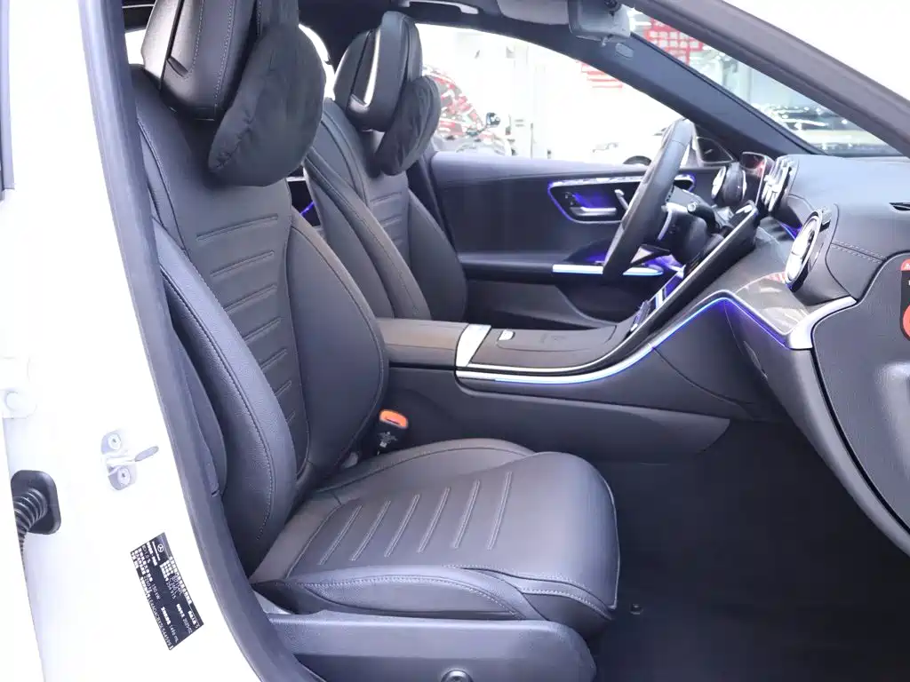 Mercedes-Benz C-Class — миниатюра 21