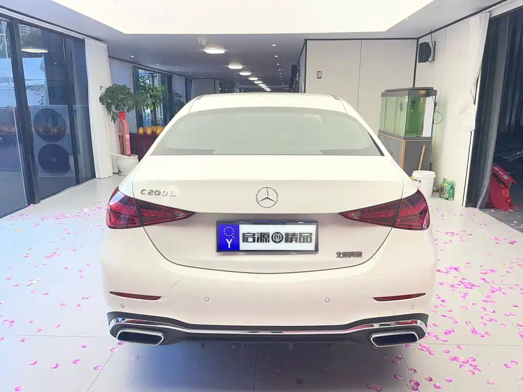 Mercedes-Benz C-Class — миниатюра 3