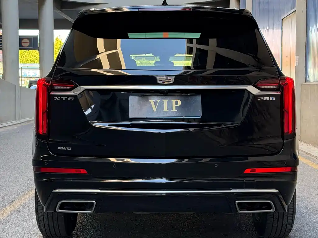 Cadillac XT6 — миниатюра 5