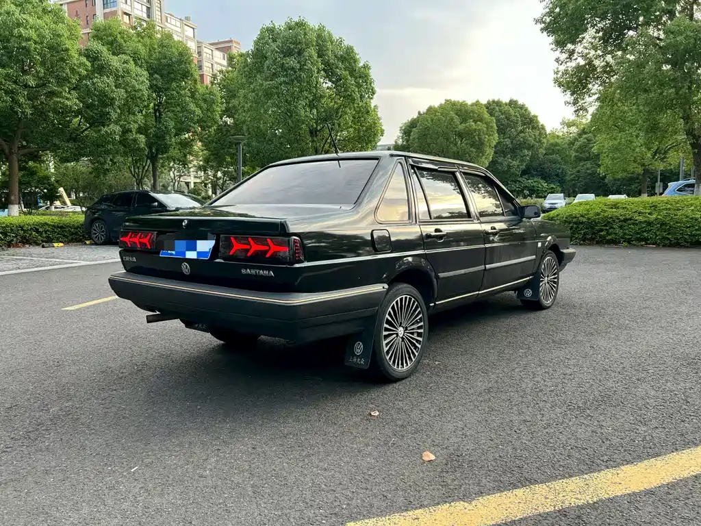 Volkswagen Santana Classic — миниатюра 9