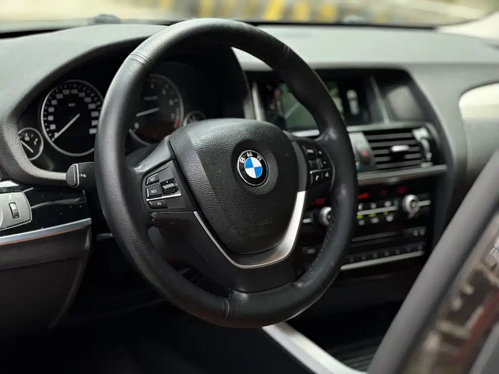BMW X3 (Import) — миниатюра 12