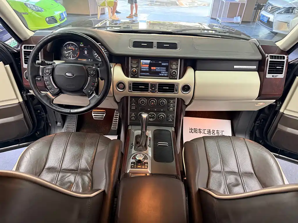 Land Rover Range Rover — миниатюра 16