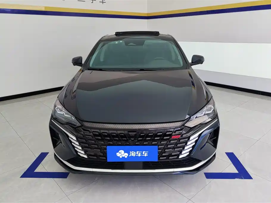 Dongfeng Aeolus Yixuan Max MAX 2021 1.5T