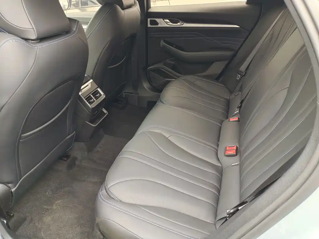 Geely Xingrui — миниатюра 5