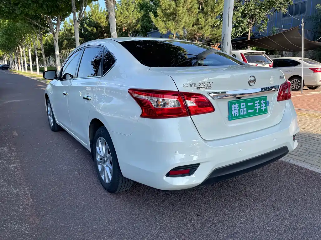 Nissan Sylphy — миниатюра 6