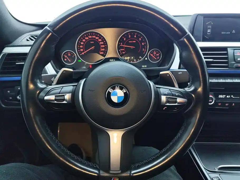 BMW 4 Series — миниатюра 15