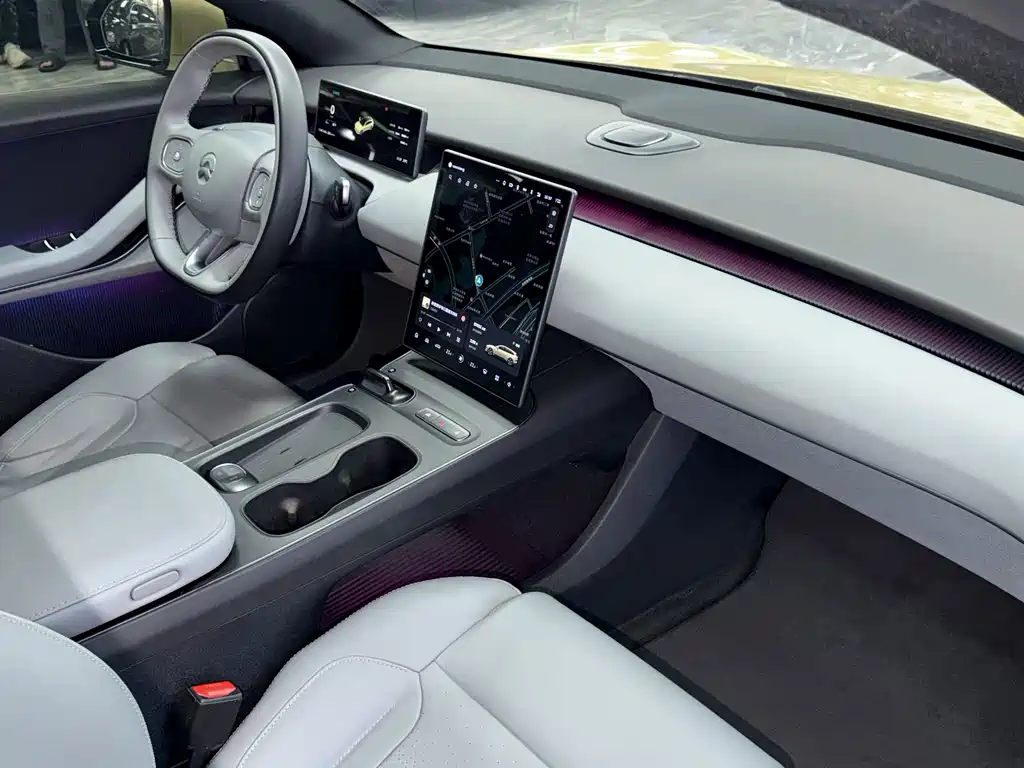 NIO ET5T — миниатюра 18