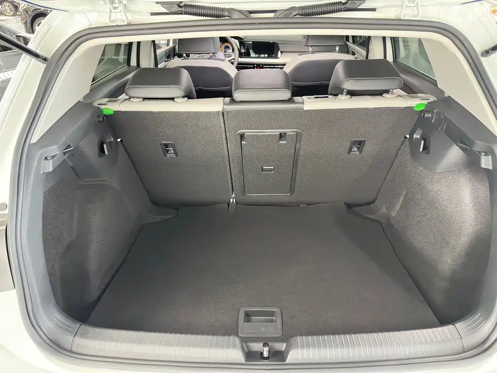 Volkswagen Golf — миниатюра 13