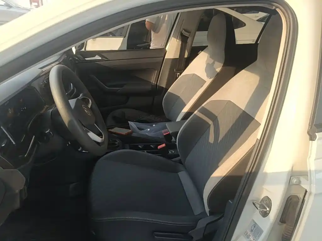 Volkswagen Lavida — миниатюра 15