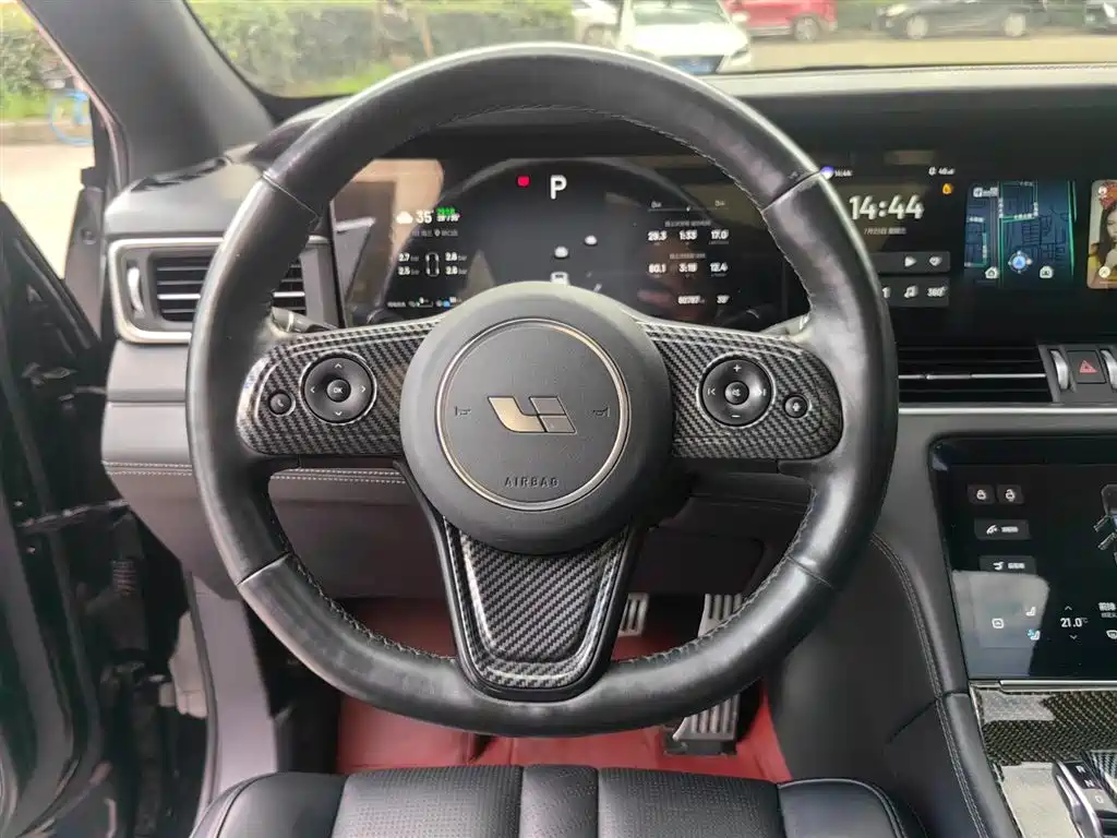 Li Auto ONE 2021 6 мест