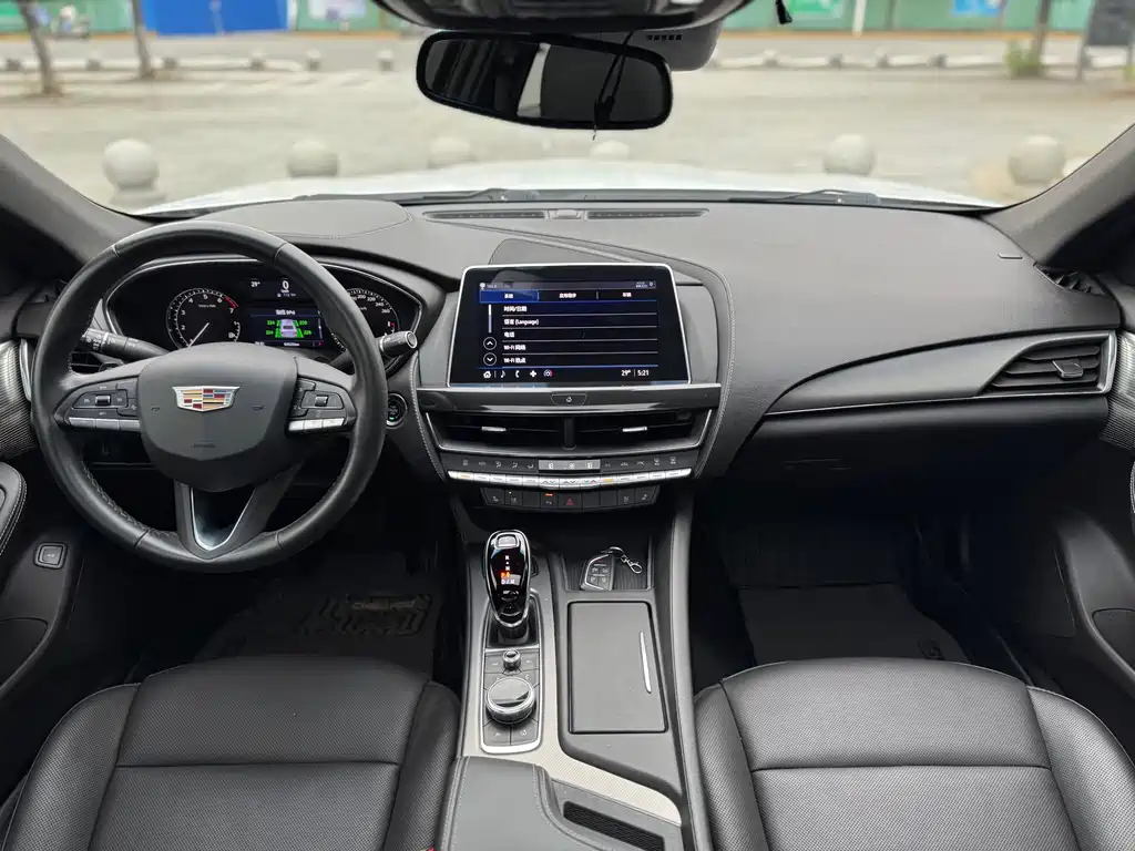 Cadillac CT5 — миниатюра 12