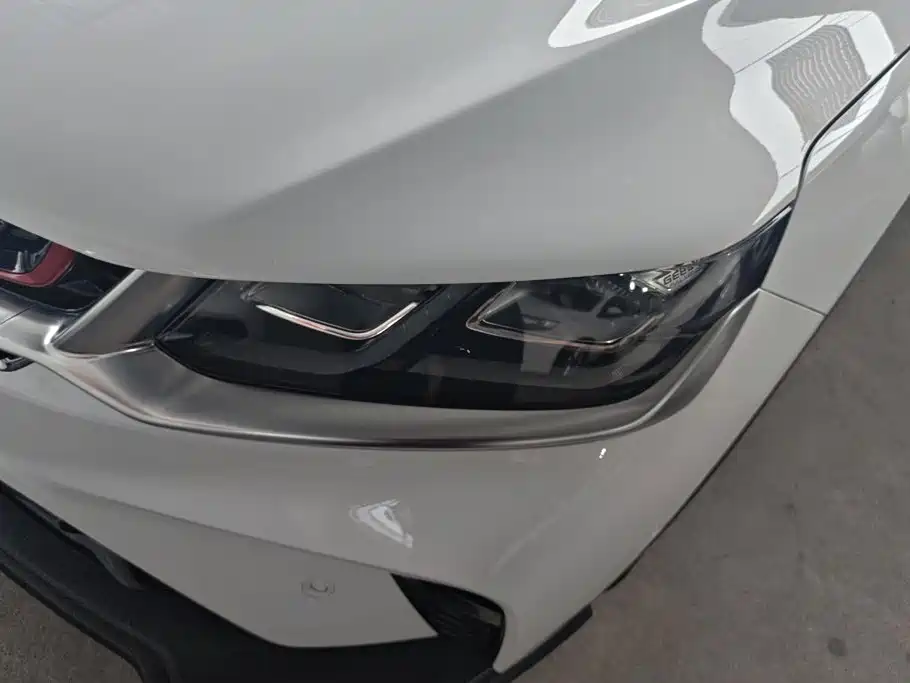 Geely Binyue — миниатюра 5