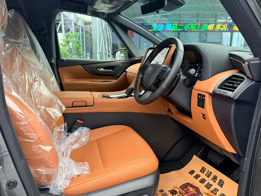 Toyota Vellfire 2025 2.4T AT