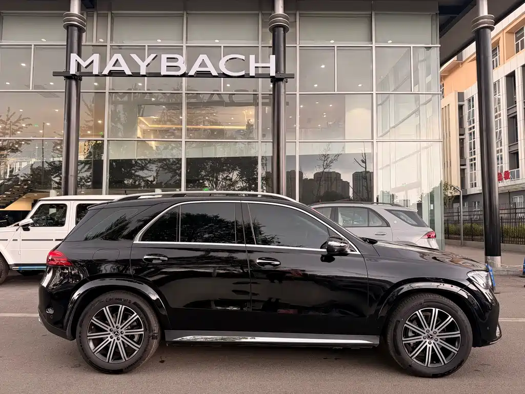 Mercedes-Benz GLE (Import) — миниатюра 6