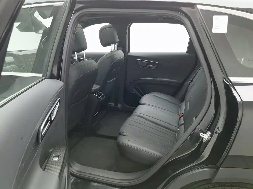 Chery Tiggo 8 — миниатюра 15
