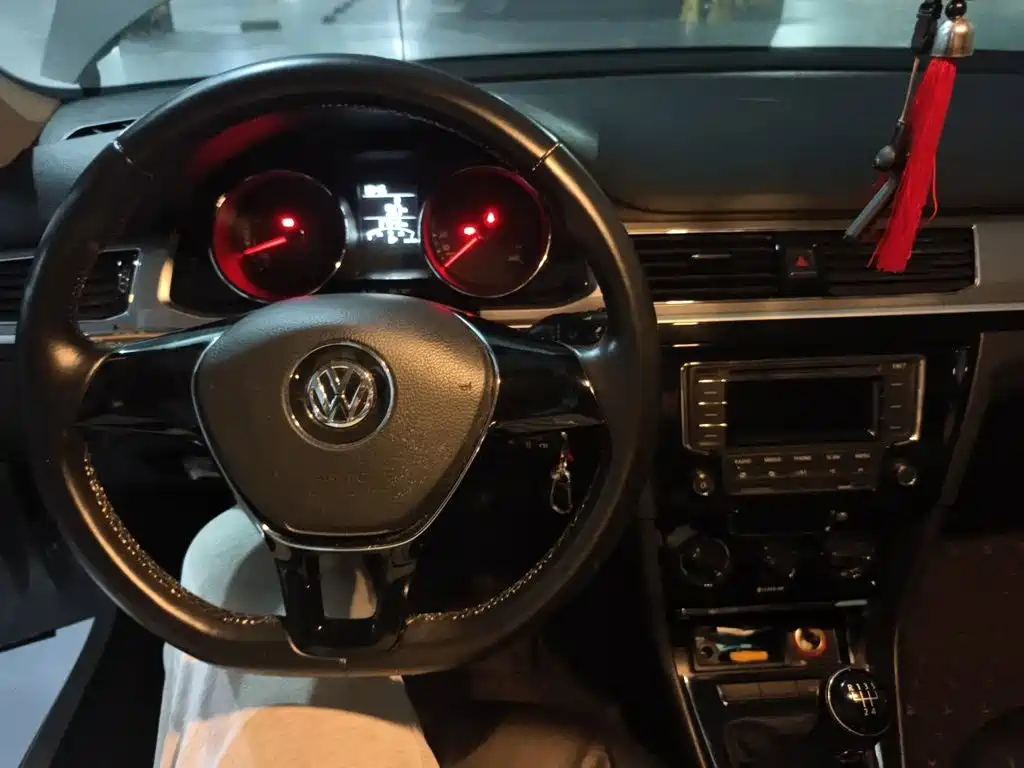 Volkswagen Bora — миниатюра 9