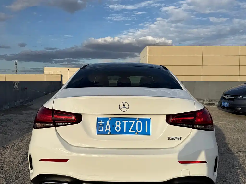 Mercedes-Benz A-Class — миниатюра 16