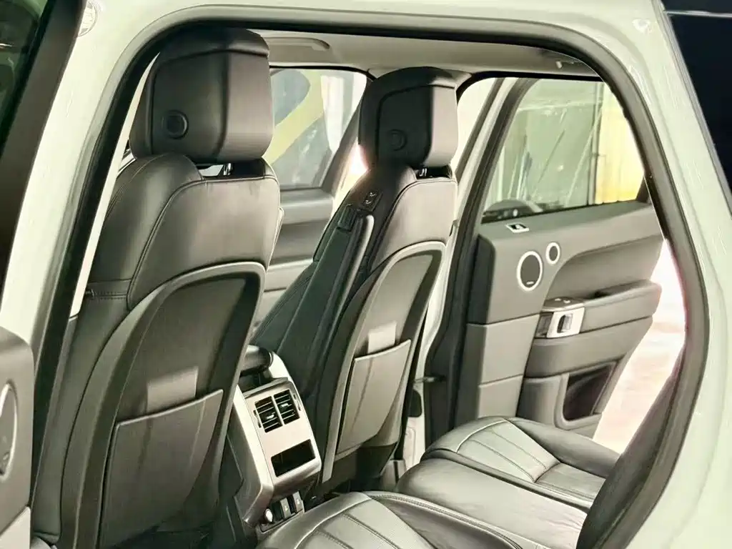 Land Rover Sport — миниатюра 5