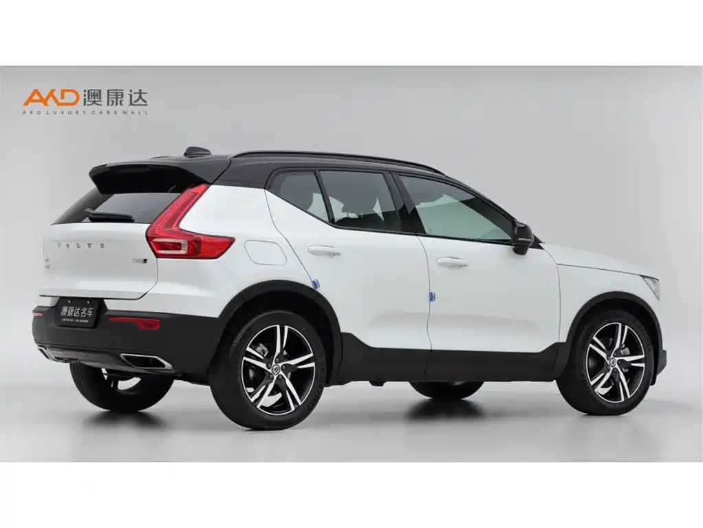 Volvo XC40 — миниатюра 3