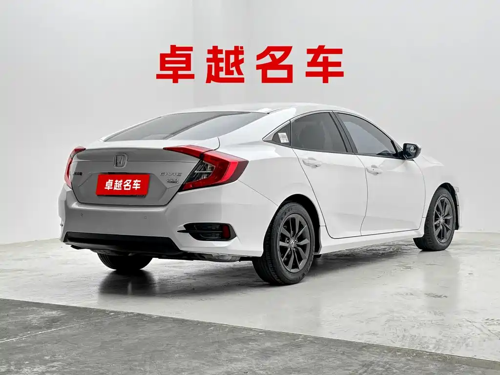 Honda Civic — миниатюра 4