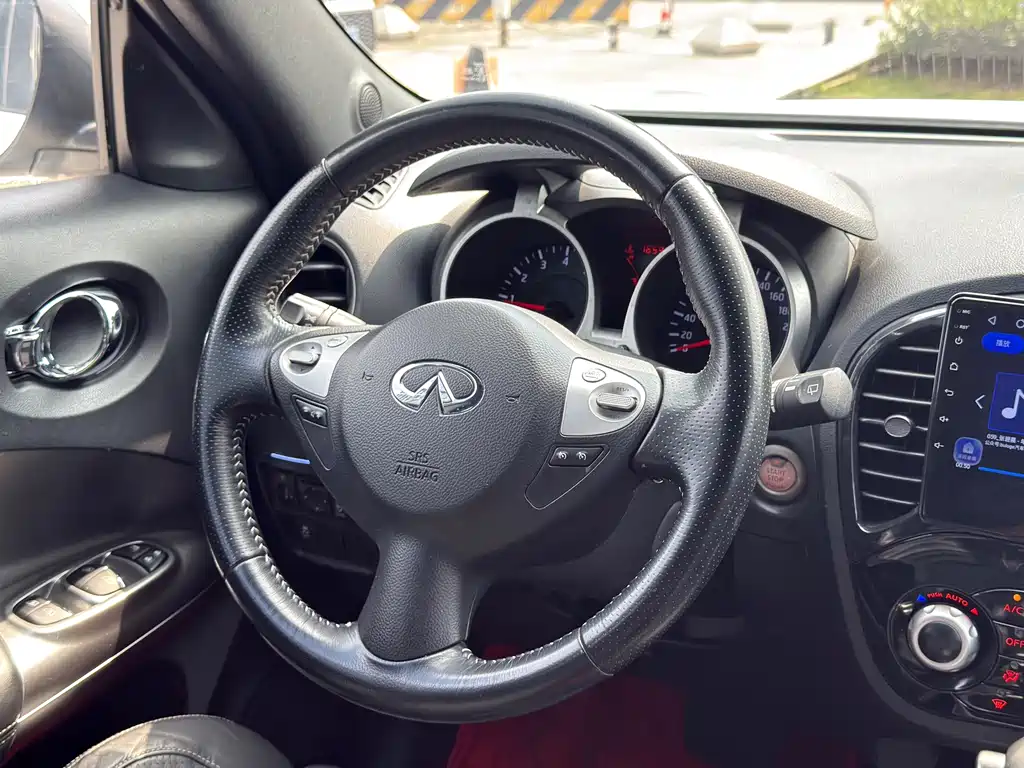Infiniti ESQ — миниатюра 18